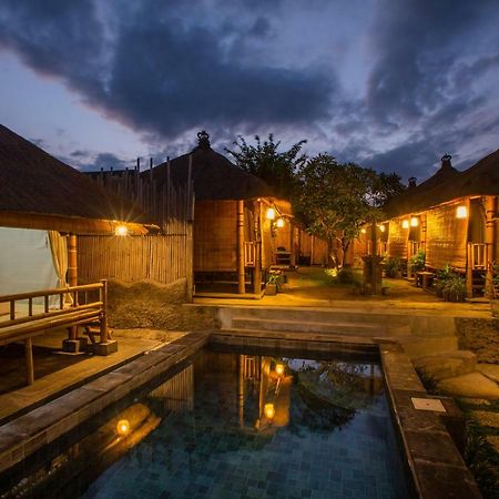 Salty Shakas Bamboo Stay Canggu ภายนอก รูปภาพ