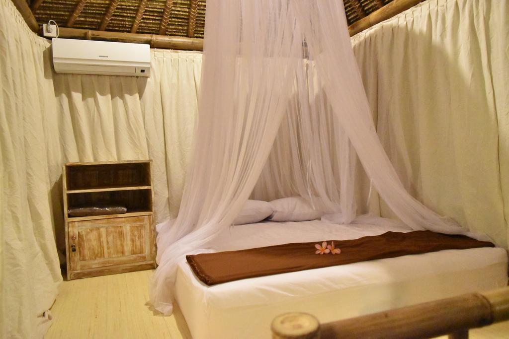 Salty Shakas Bamboo Stay Canggu ภายนอก รูปภาพ
