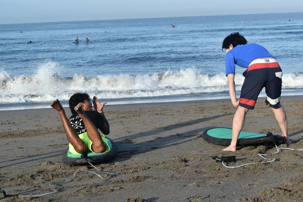 Salty Shakas Bamboo Stay Canggu ภายนอก รูปภาพ