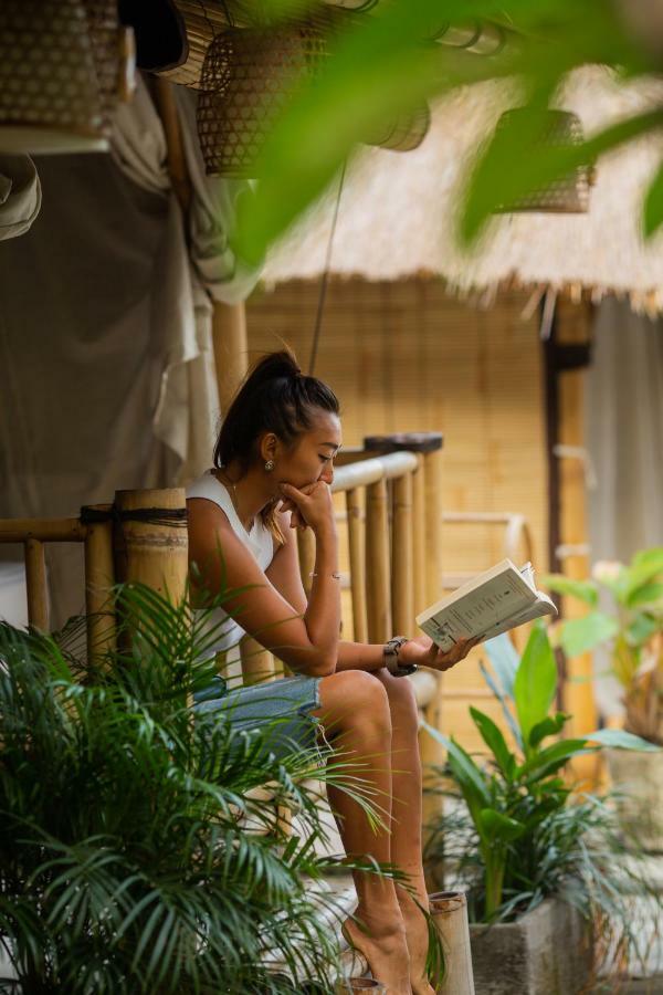Salty Shakas Bamboo Stay Canggu ภายนอก รูปภาพ
