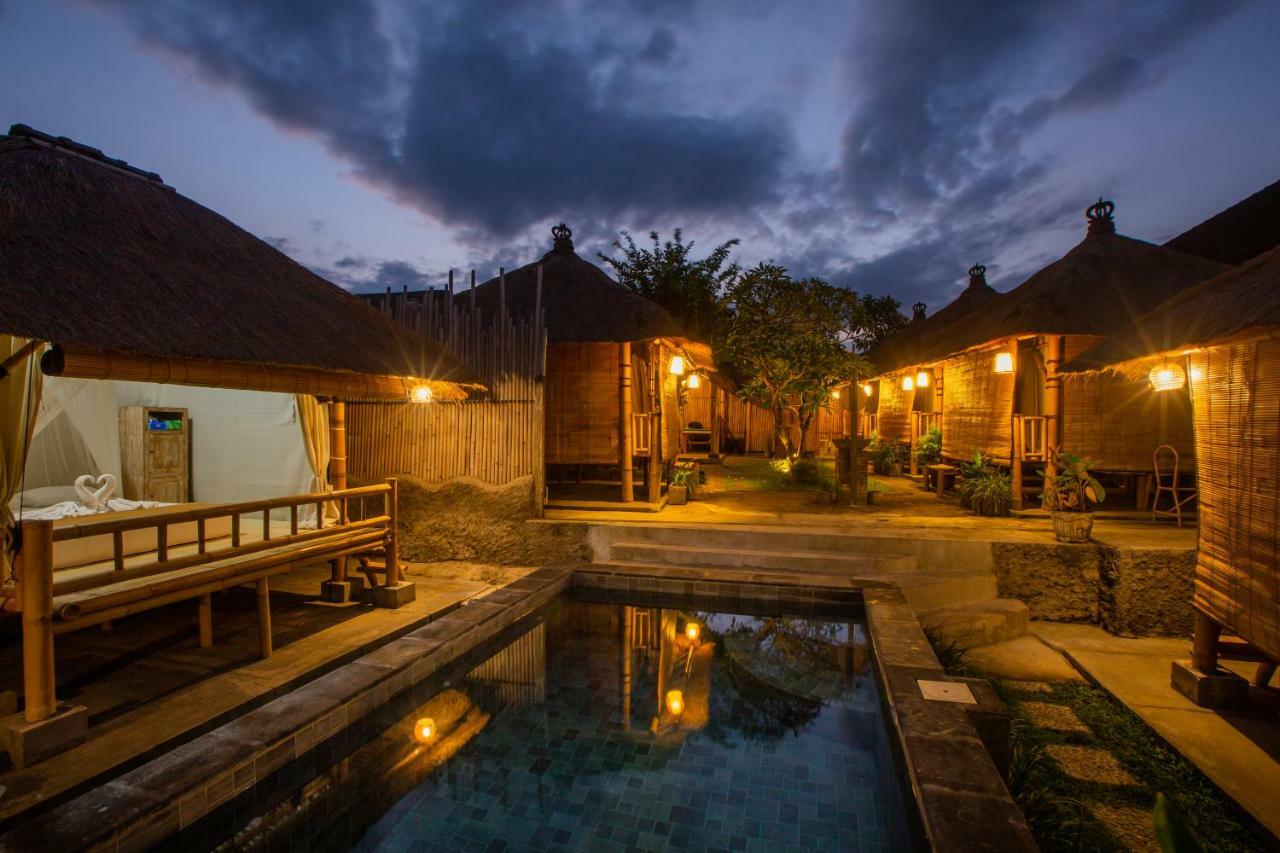 Salty Shakas Bamboo Stay Canggu ภายนอก รูปภาพ