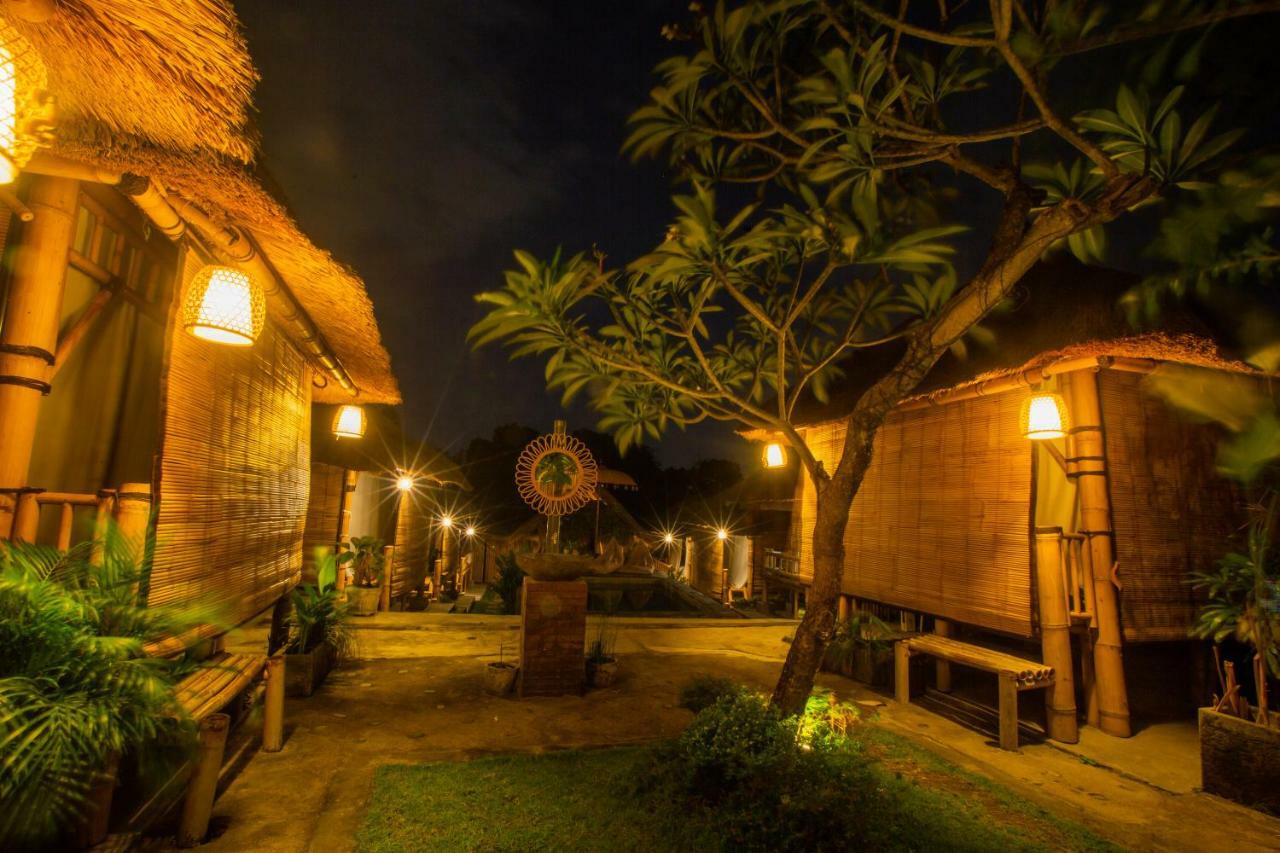 Salty Shakas Bamboo Stay Canggu ภายนอก รูปภาพ